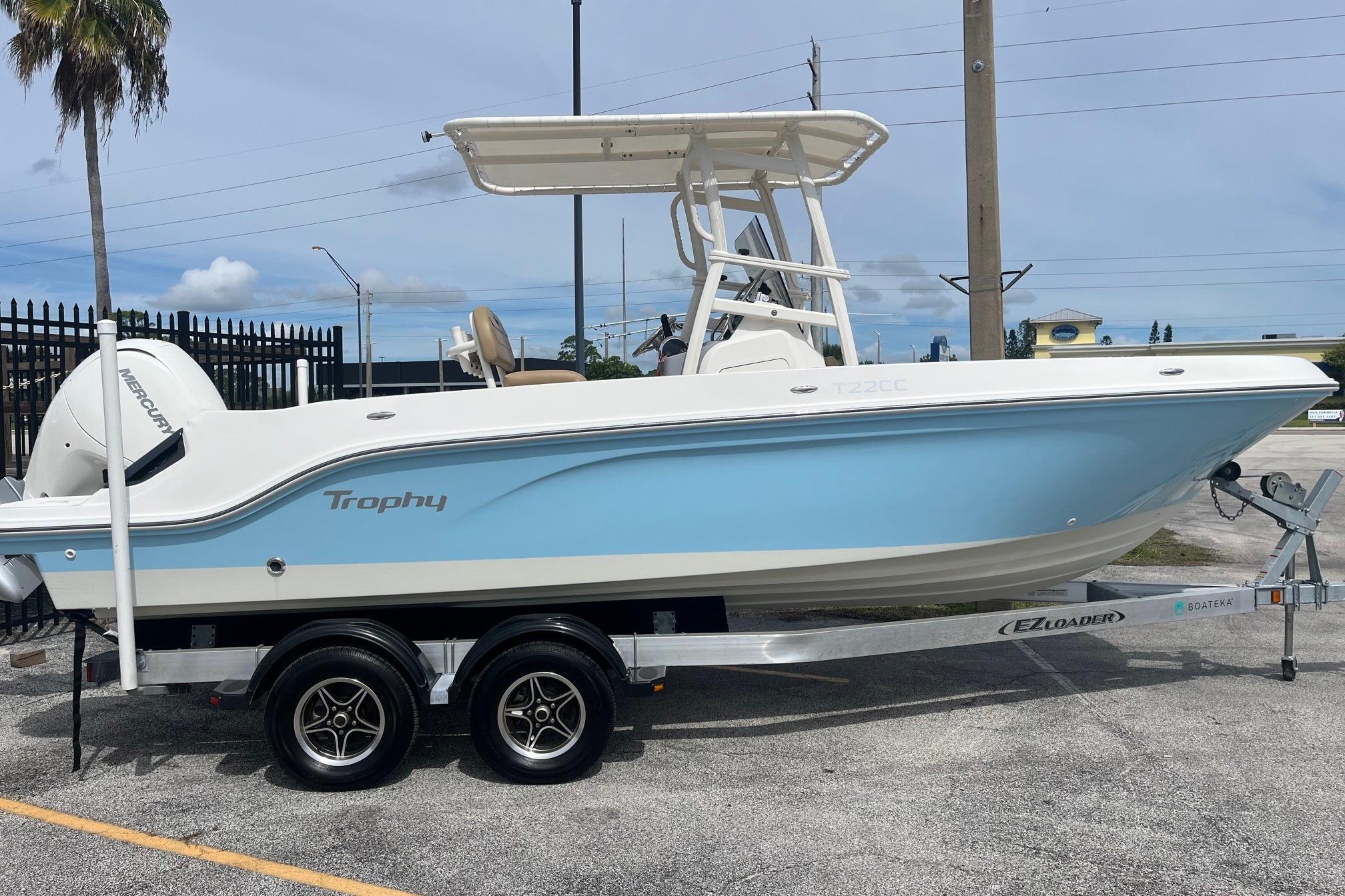 2023 Bayliner Trophy T22CC