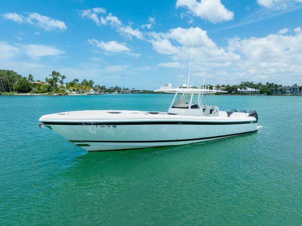 2018 Intrepid 375 Open