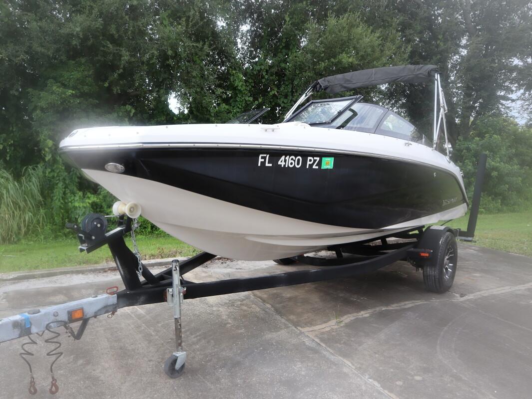 2015 Scarab 195