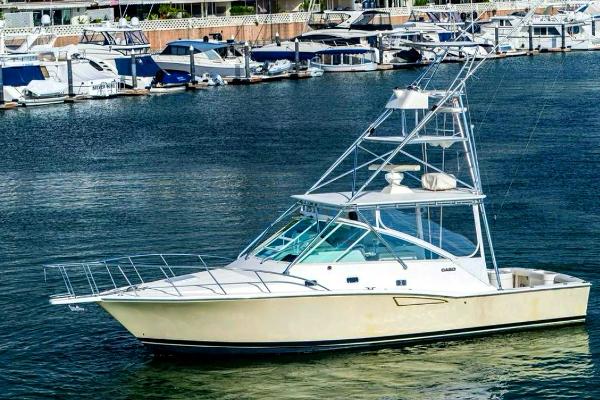 Cabo 35 Express