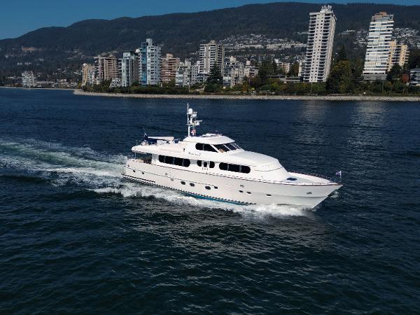 2003 Grand Harbour 80'