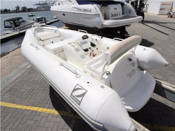 inflatable boat trailers: using small boat trailers