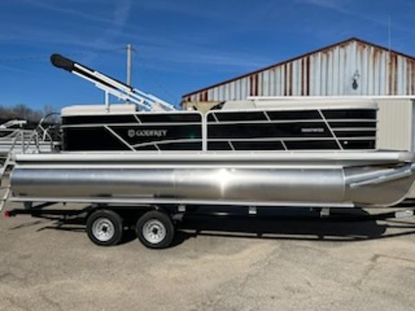 2023 Sweetwater 2286SBX