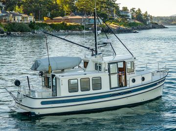 2000 Nordic Tug 32