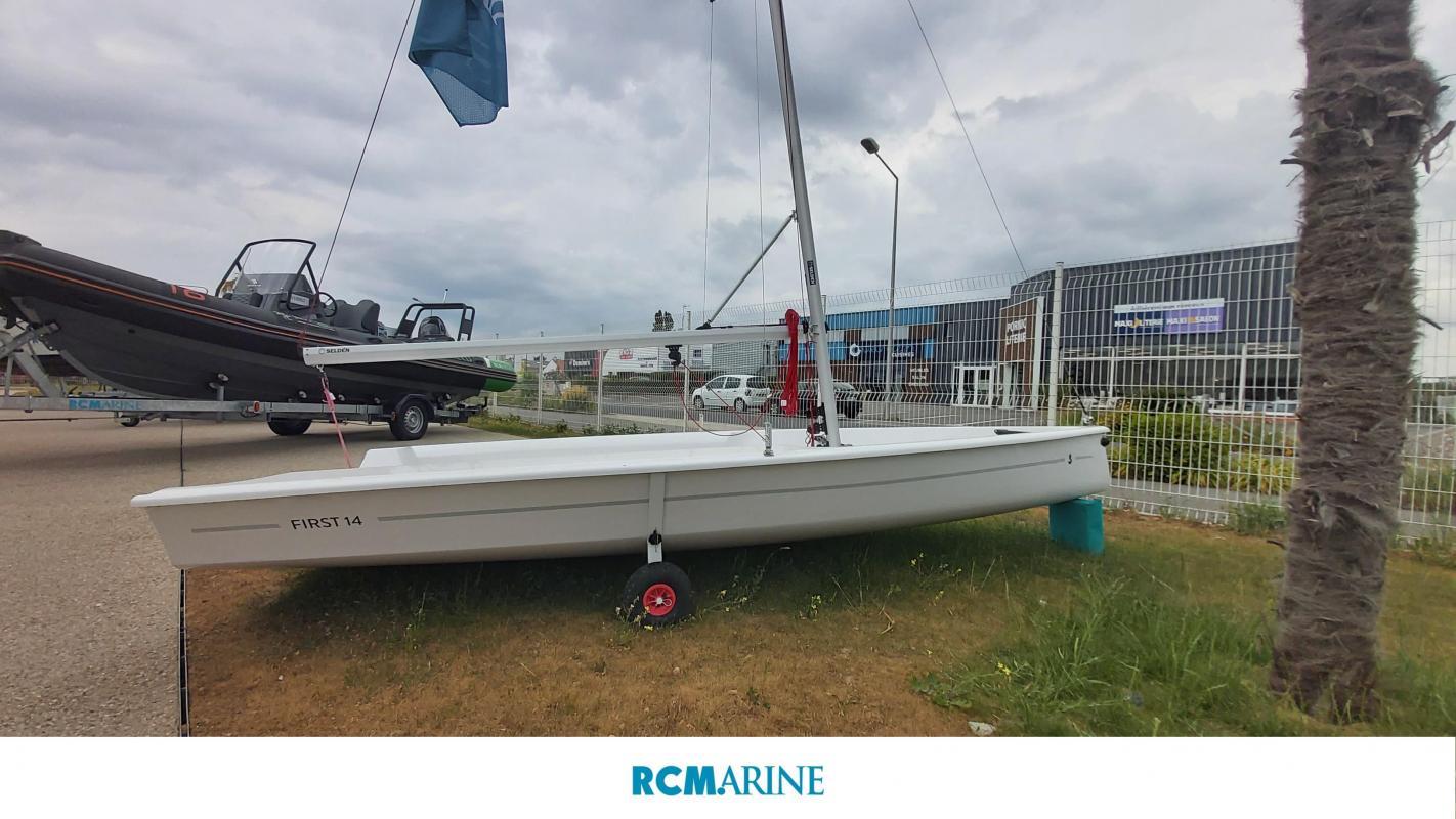 2023 Beneteau First 14