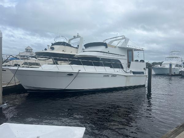 1990 Pace 42 Motor Yacht