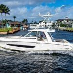 2022 Boston Whaler 420 Outrage