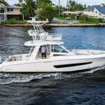 2022 Boston Whaler 420 Outrage
