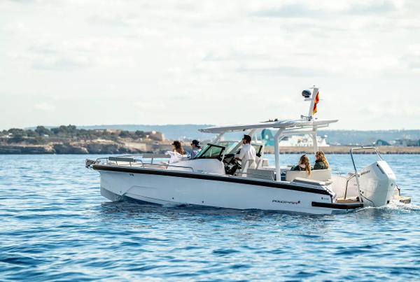 2025 Axopar 29 Sun Top