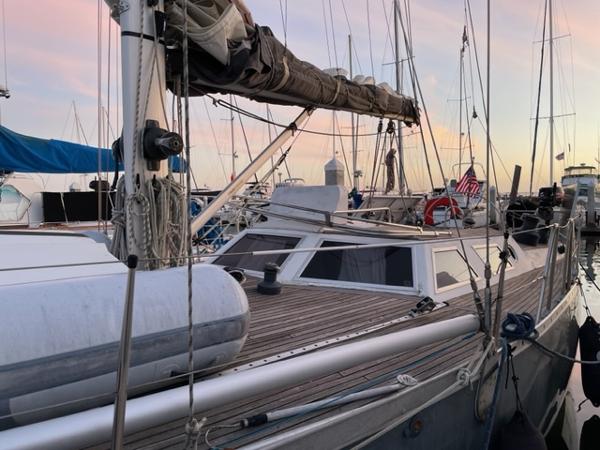 Custom Aluminum Sloop