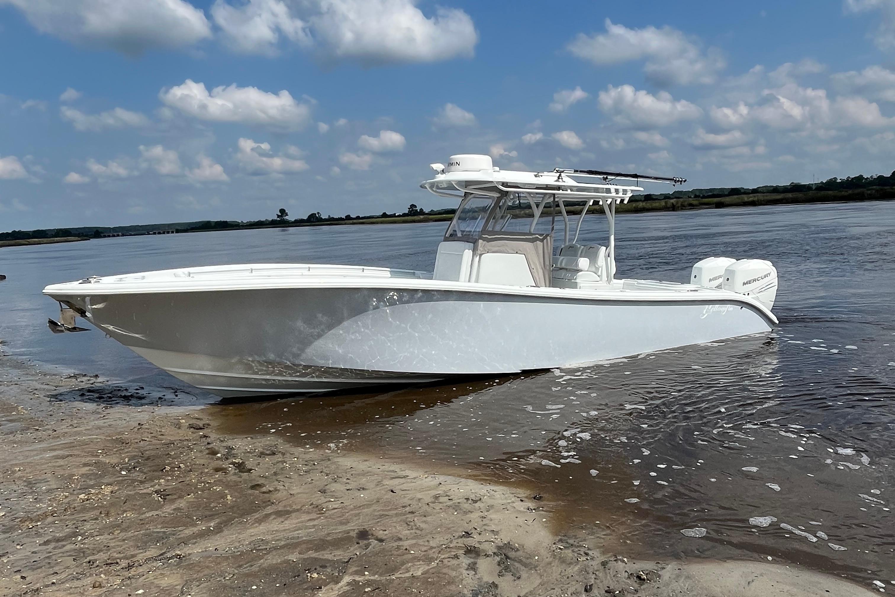 2023 Yellowfin 32 Offshore
