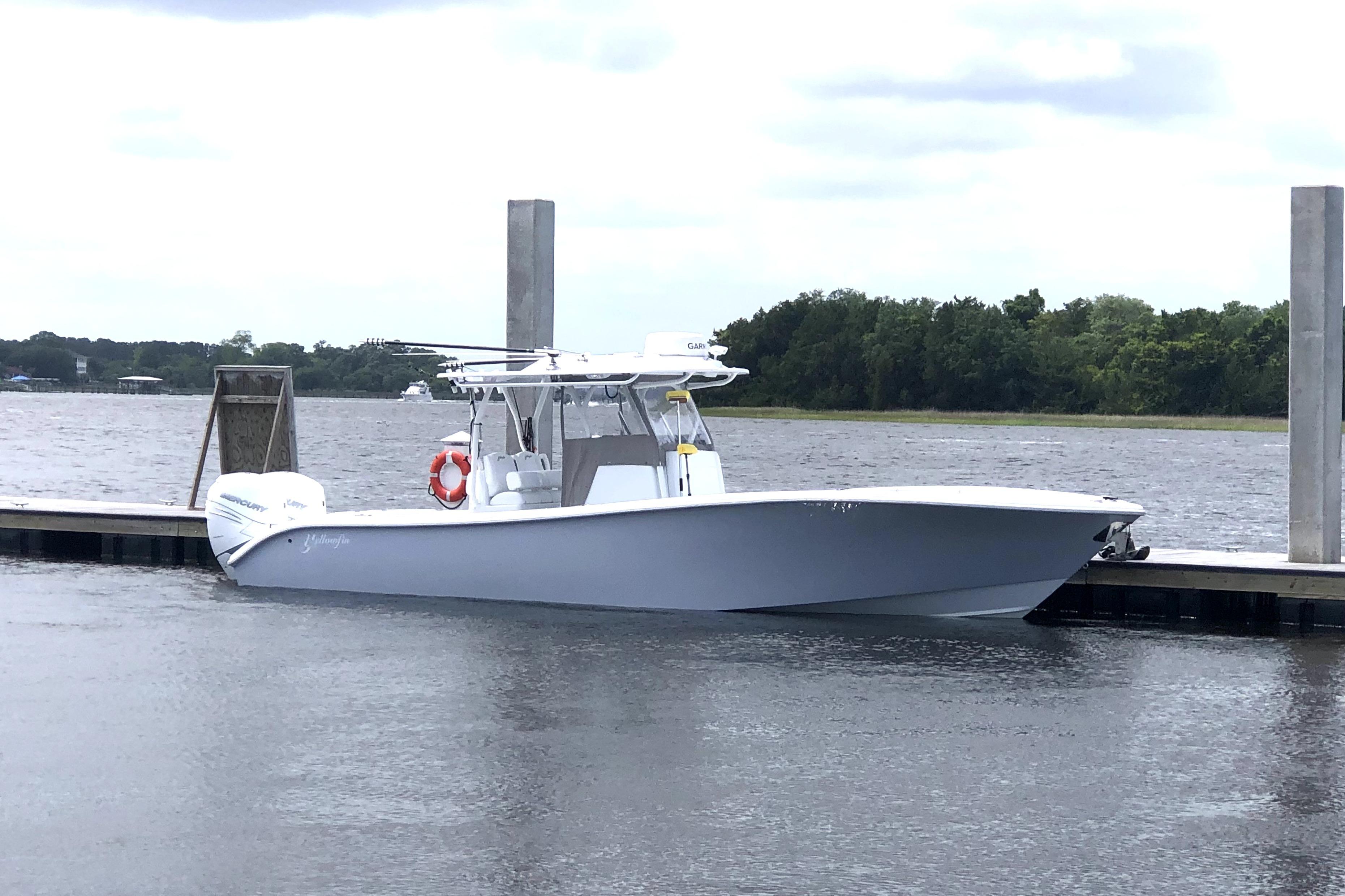 2023 Yellowfin 32 Offshore