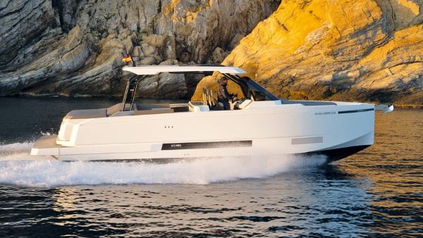 2025 De Antonio Yachts D36