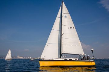 2003 J Boats J-109 with Carbon FIber Mast