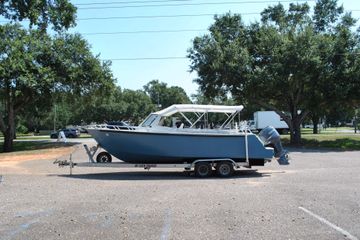 2009 Custom 24