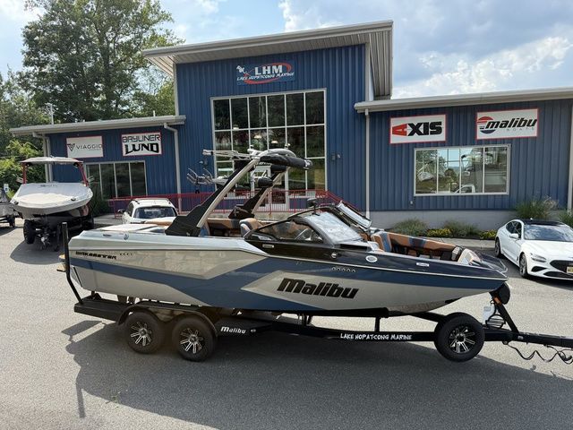 2025 Malibu 22 MXZ