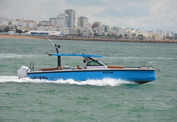 2024 Axopar 37 Sun Top