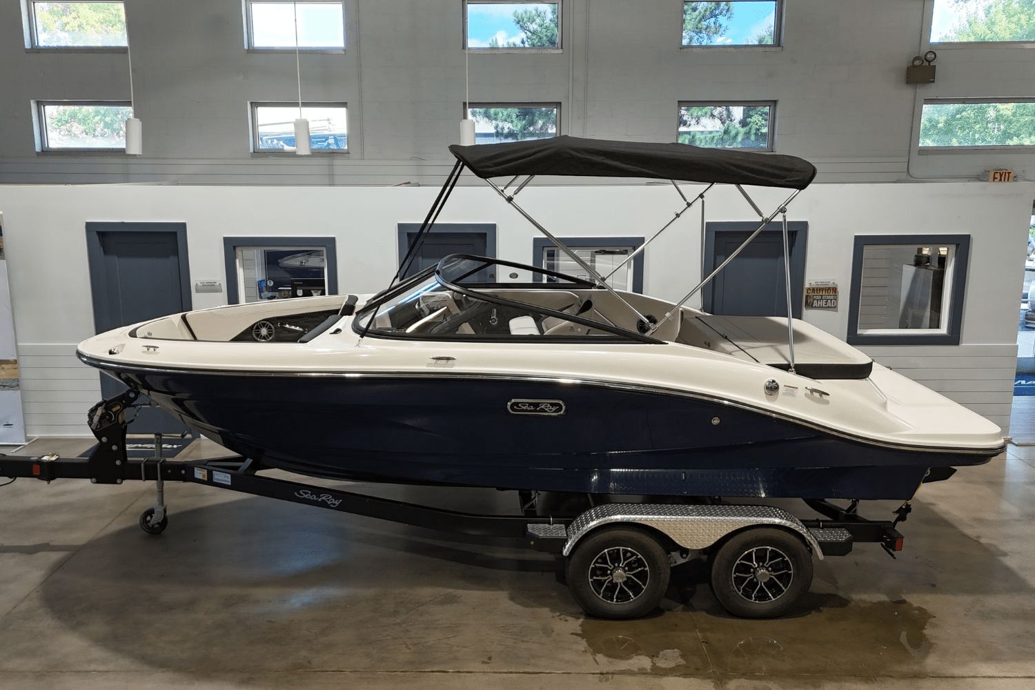 2025 Sea Ray SPX 190