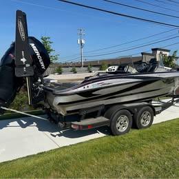 2018 Triton 216 Fishunter