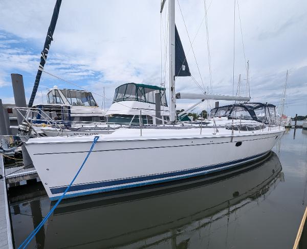 2011 Hunter 50 Aft Cockpit