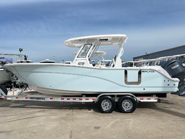 2025 Sea Fox 288 Commander