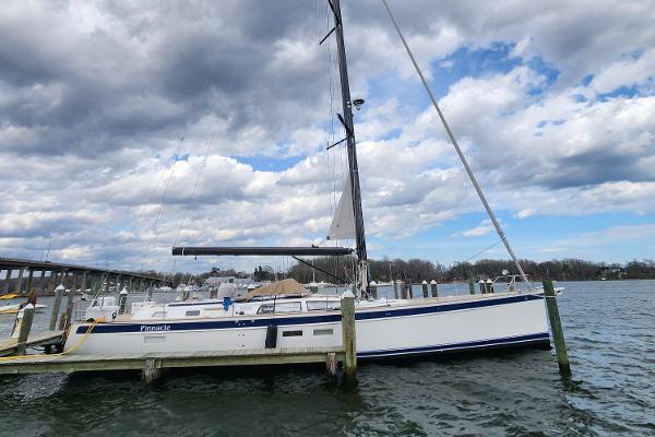 2023 Hallberg-Rassy 57