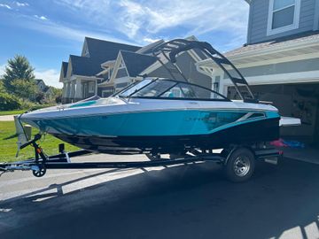 2021 Regal 1900 ES Bowrider