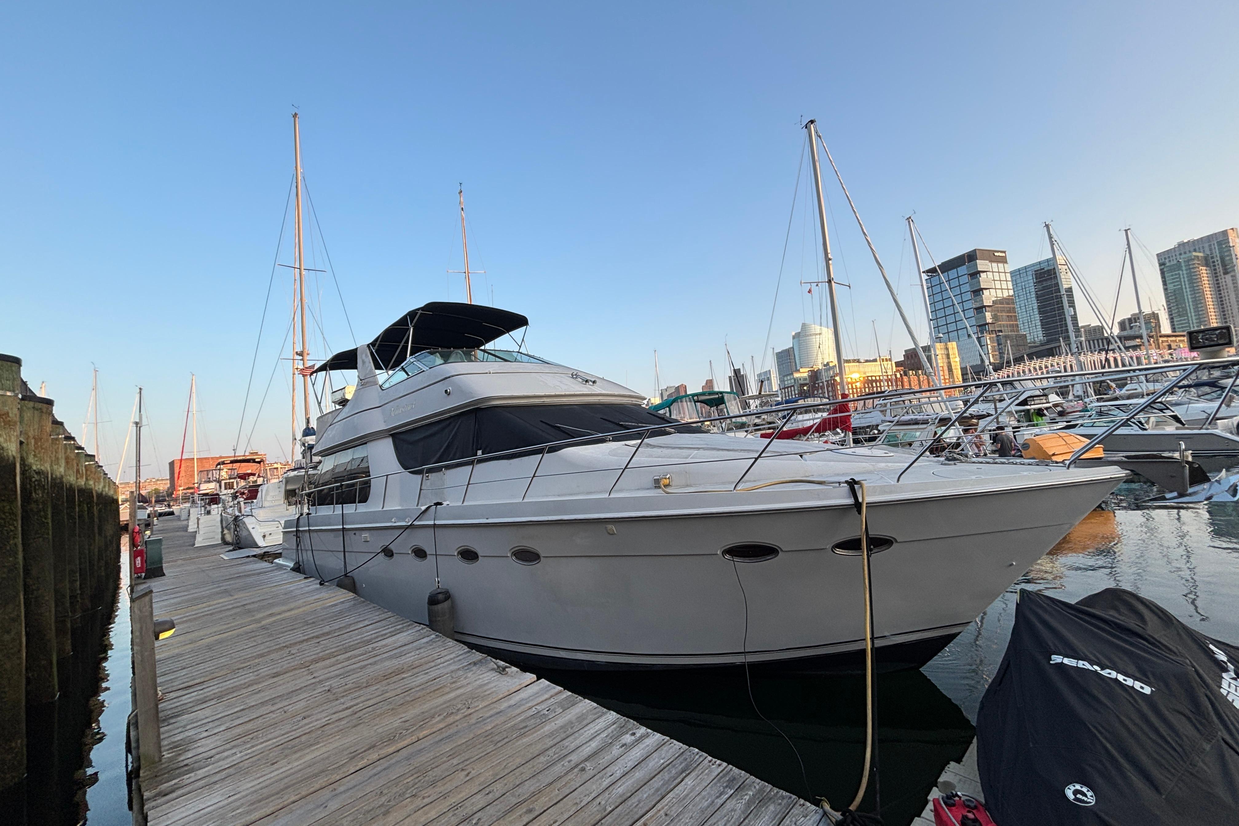1998 Carver 530 Voyager Pilothouse