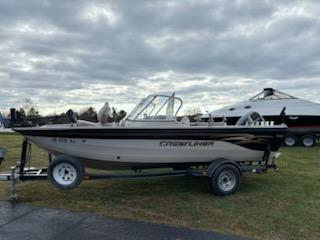 2002 Crestliner Super Hawk 1800