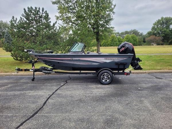 2024 Ranger VS1682SC Angler