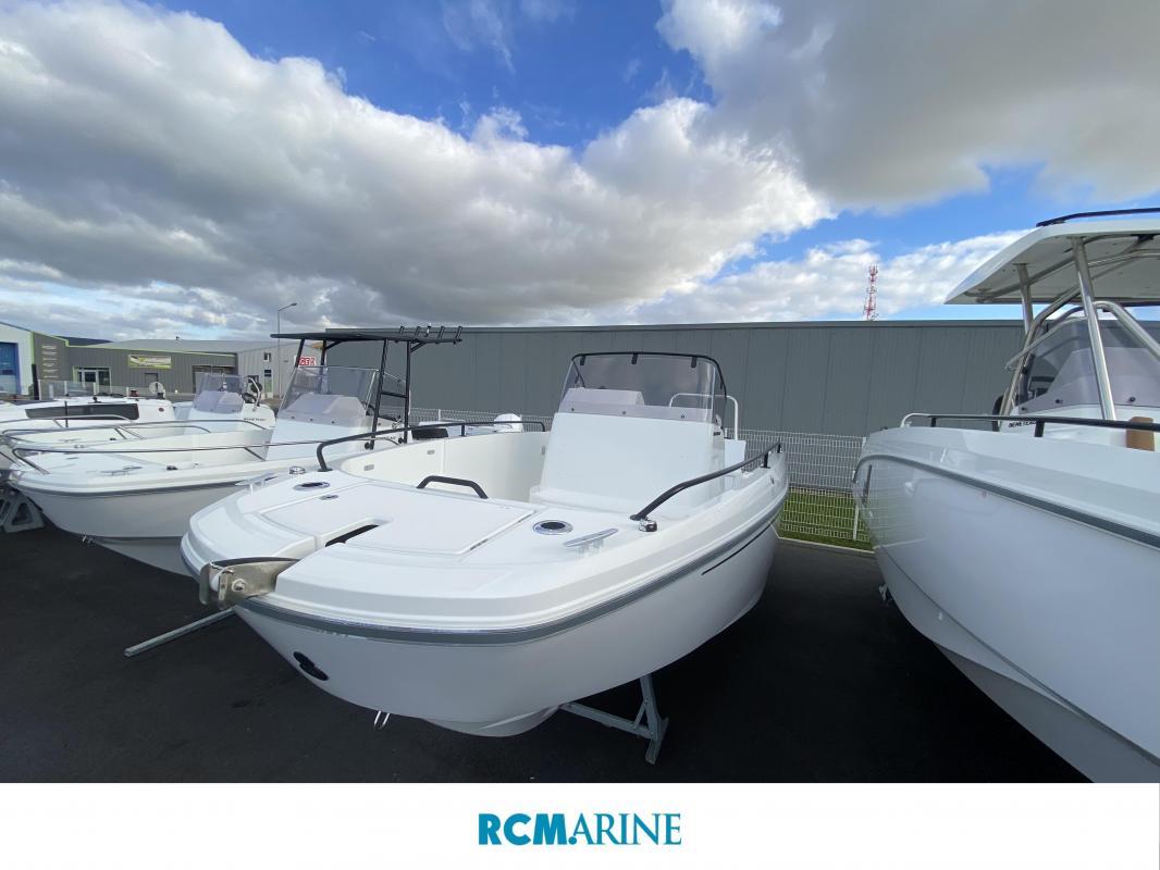 2023 Beneteau FLYER 8 SPACEDECK V2