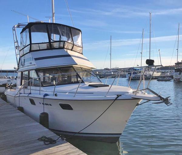 1988 Carver 3227