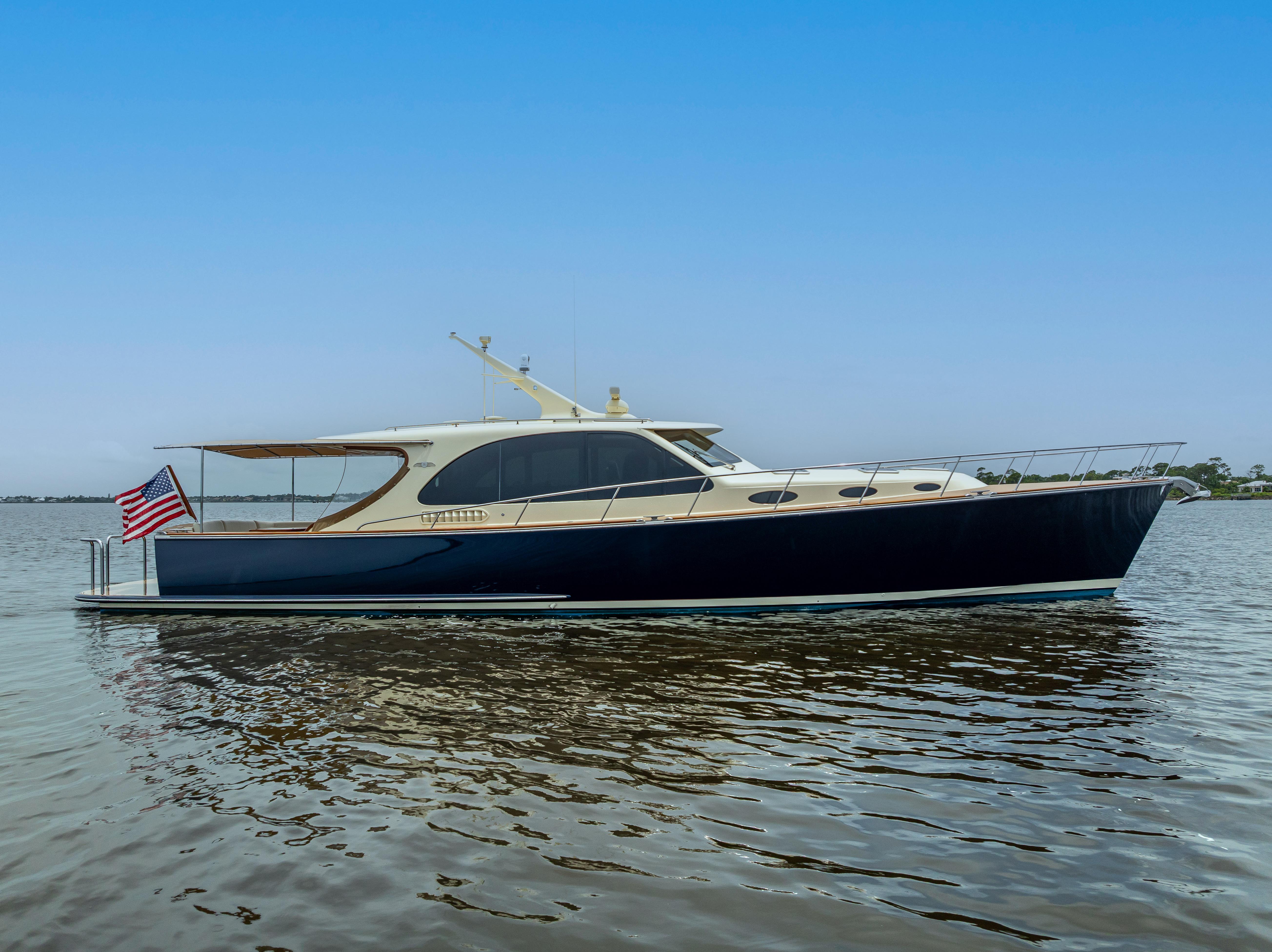 2018 Palm Beach Motor Yachts PB55