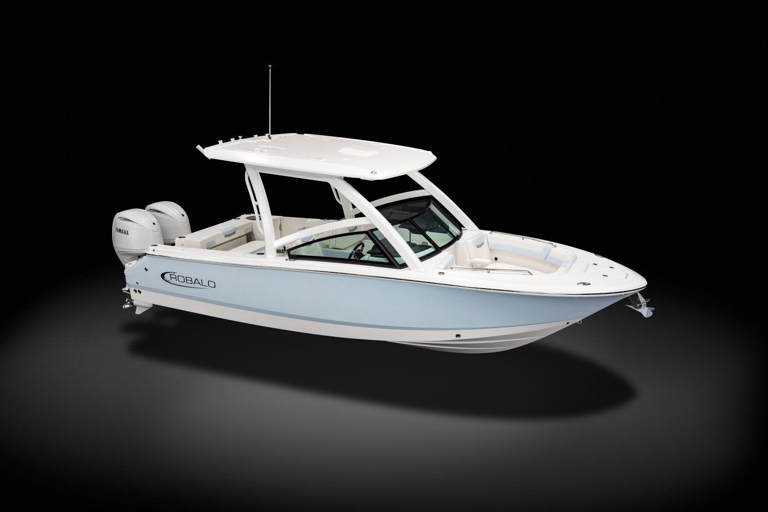 2026 Robalo R257 Dual Console