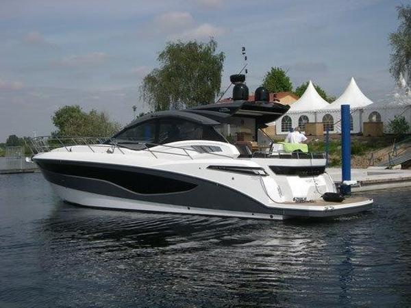 Galeon 445 / 485 HTS mit Heckgarage/ nur Süßwasser