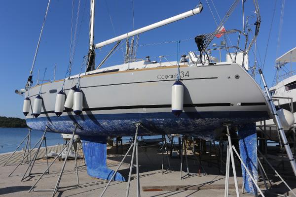 2015 Beneteau Oceanis 34