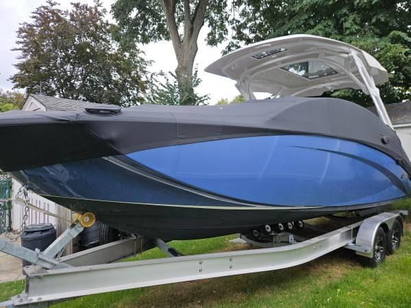 2023 Yamaha Boats 275SDX