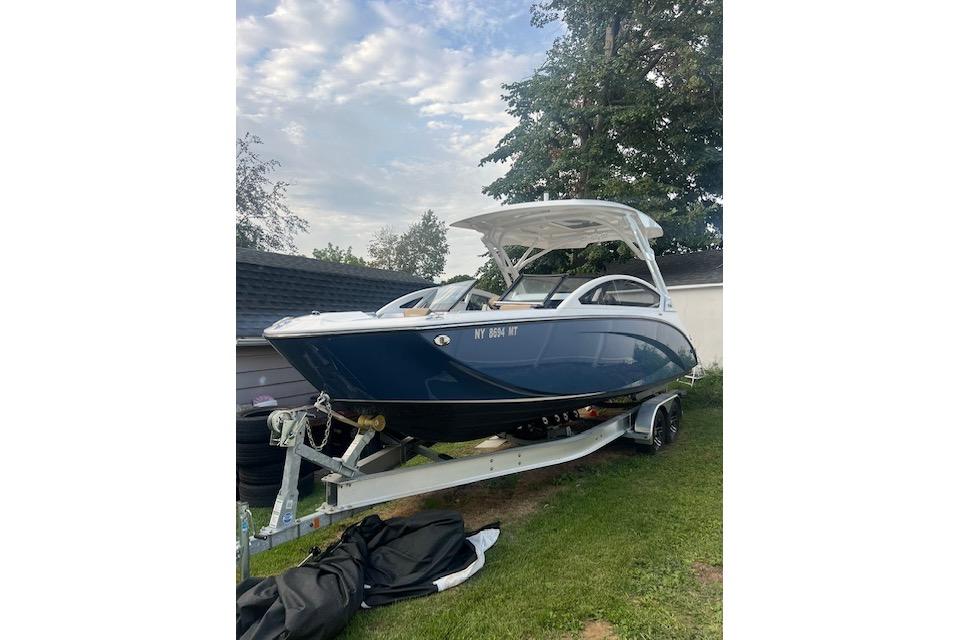 2023 Yamaha Boats 275SDX