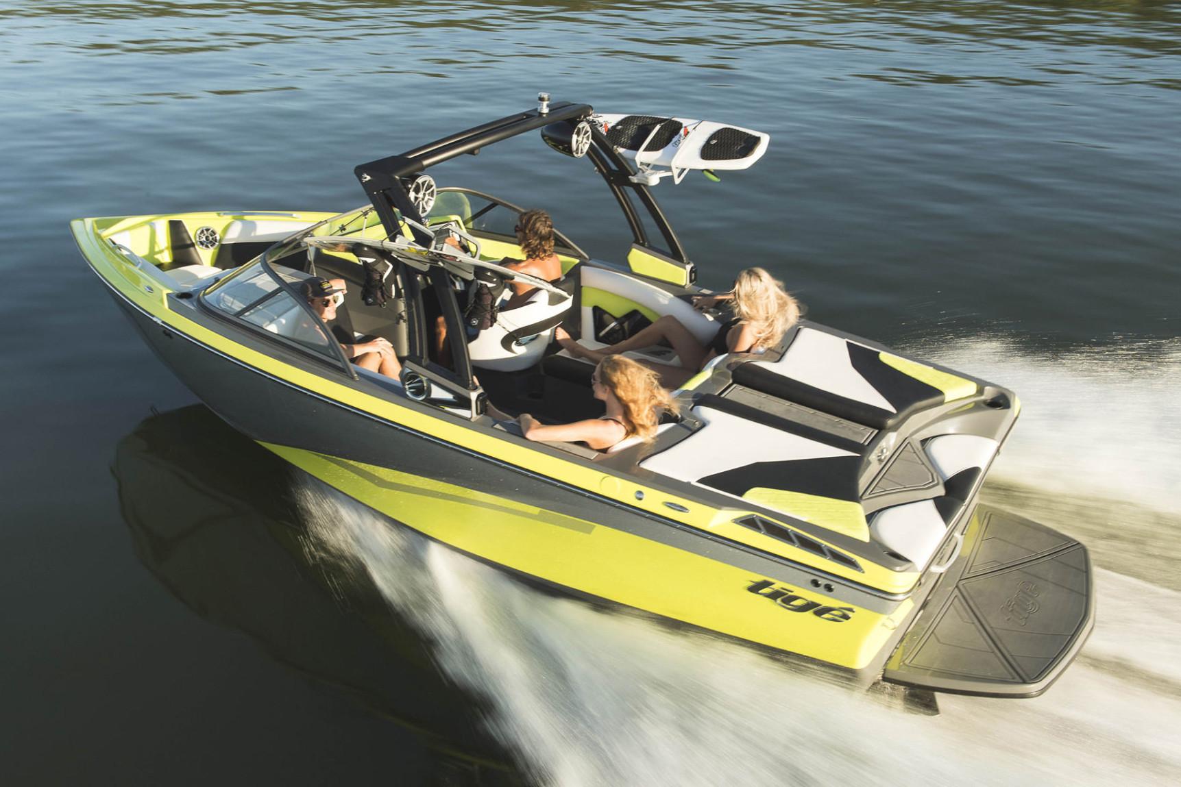 Tige Boat image