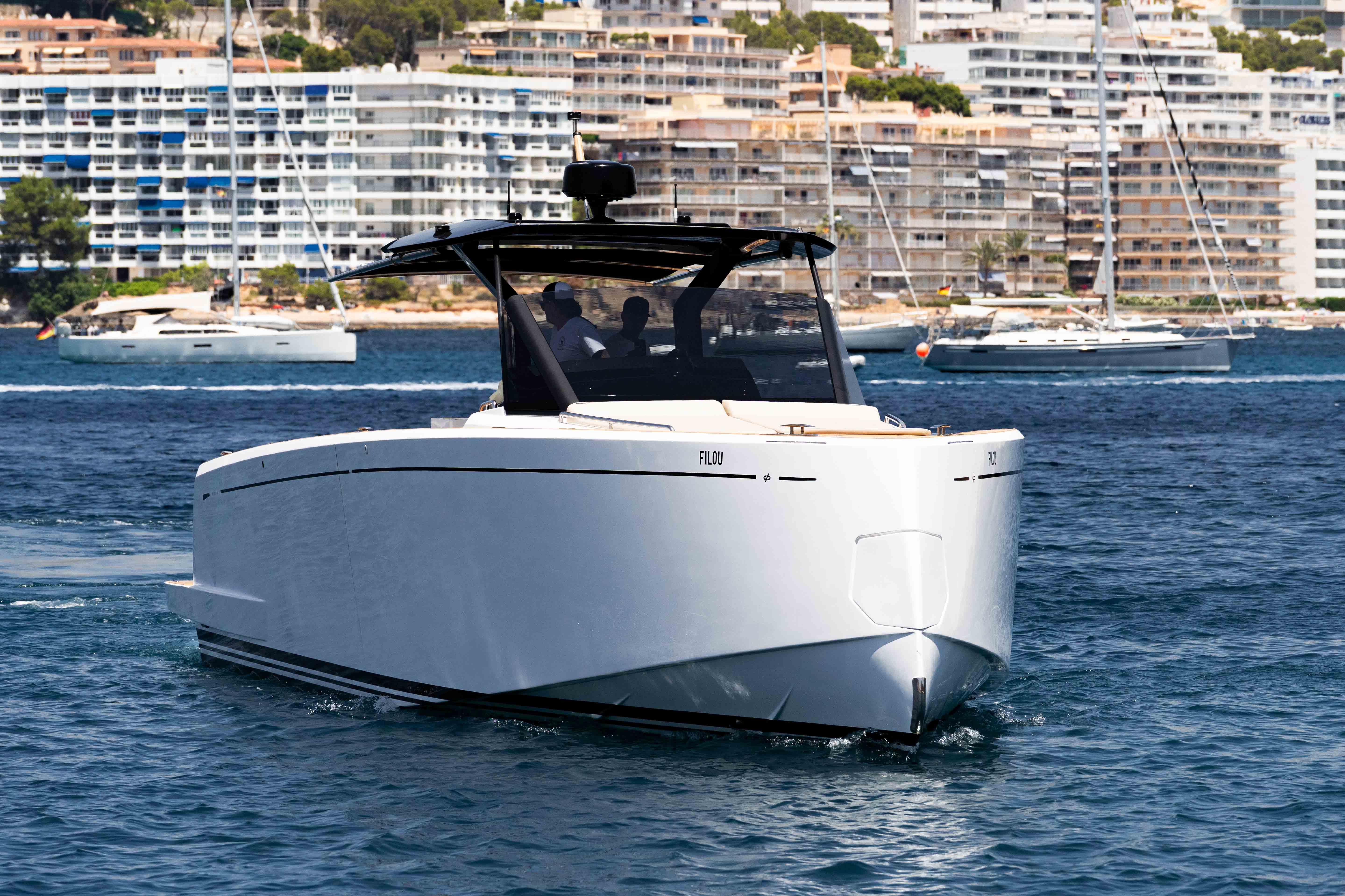 2021 Pardo Yachts 43