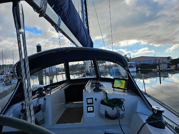1987 CS 40