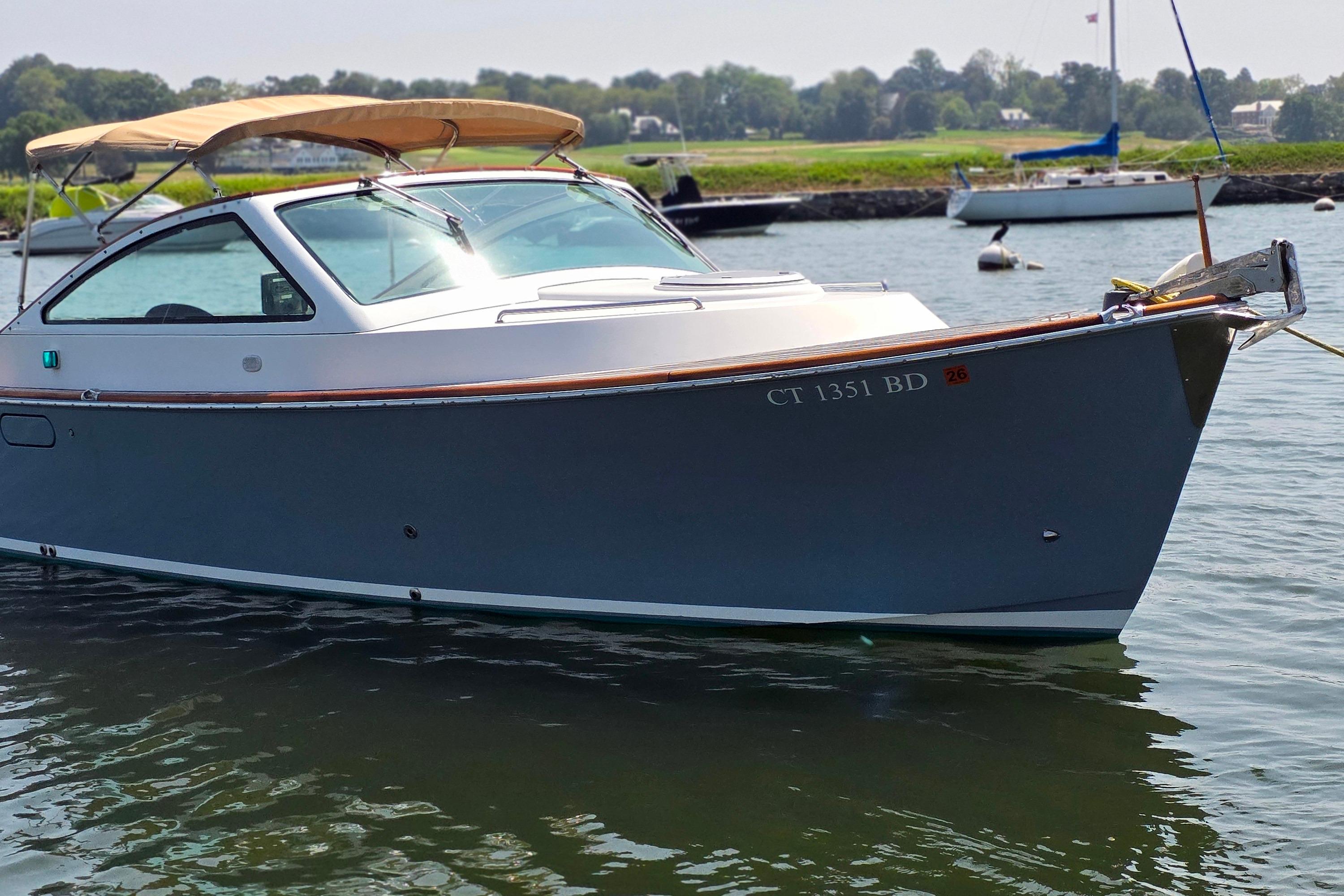 2006 Nordic Star 33 Runabout