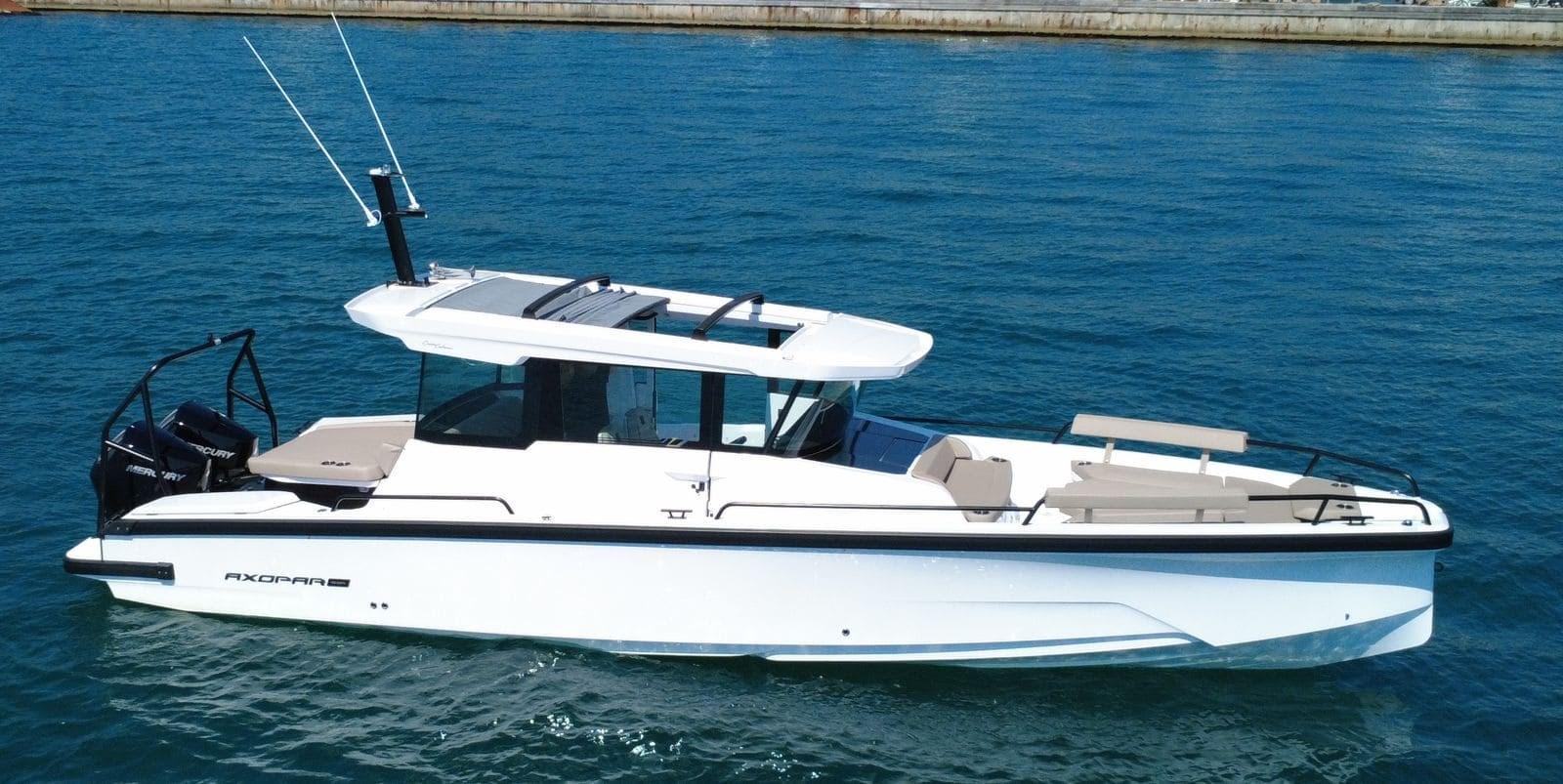2025 Custom Axopar Boats OY 29 XC Cross Cabin