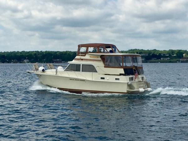 1984 Uniflite Double Cabin