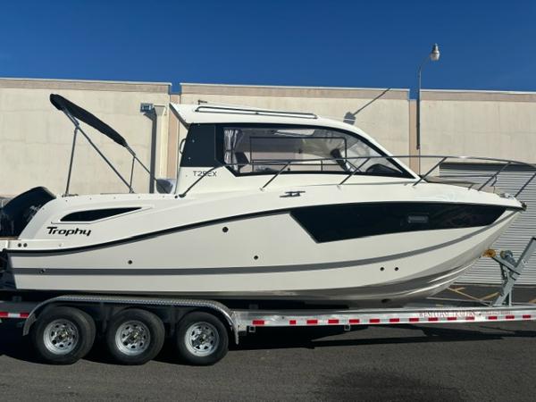 2025 Bayliner TROPHY 25 EXPLORER