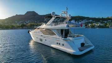 2009 Azimut 75