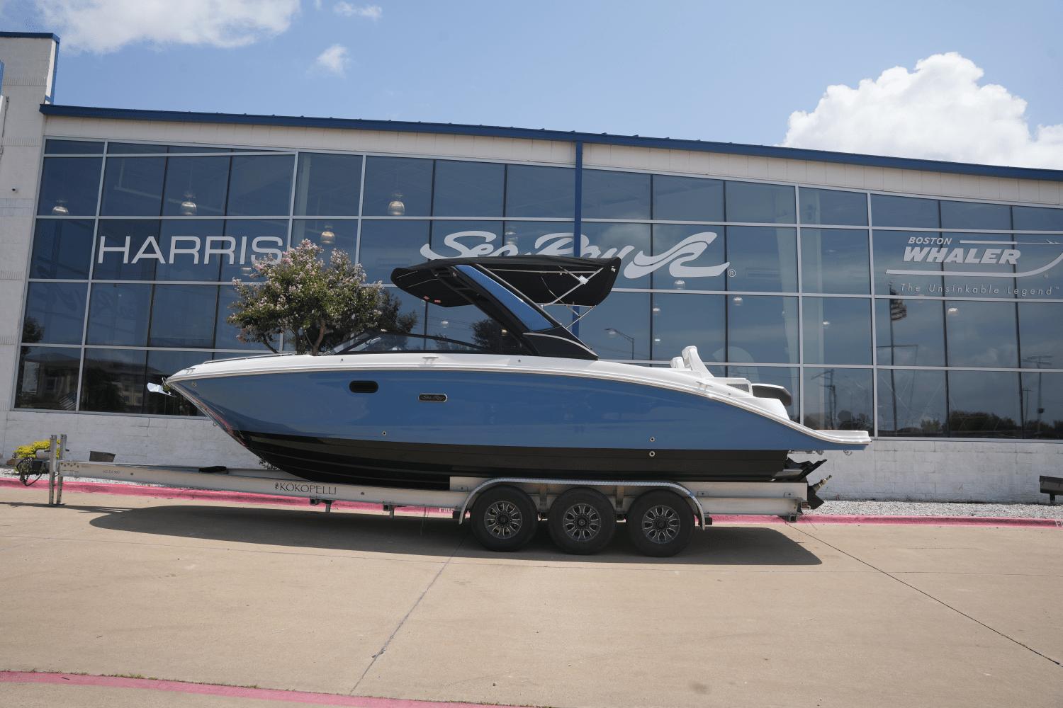 2025 Sea Ray SDX 290