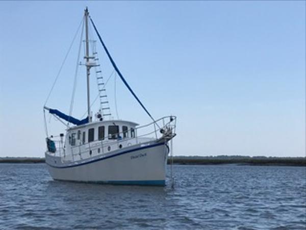 1999 Diesel Duck Trawler
