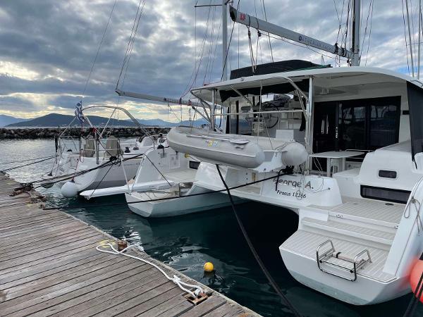 2019 Lagoon 42