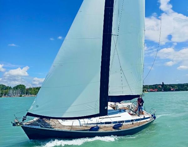 2005 Grand Soleil 37 J&J